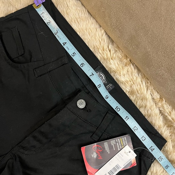 Dickies CURVY Fits Like Size 9 Slim Fit Jeans 31” inseam - Picture 3 of 13
